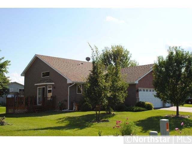 6153 145th St N, Hugo, MN 55038