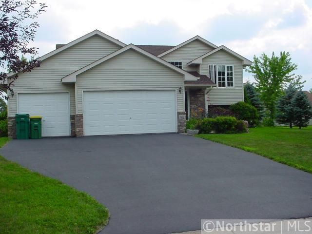 1402 3rd St NE, Buffalo, MN 55313