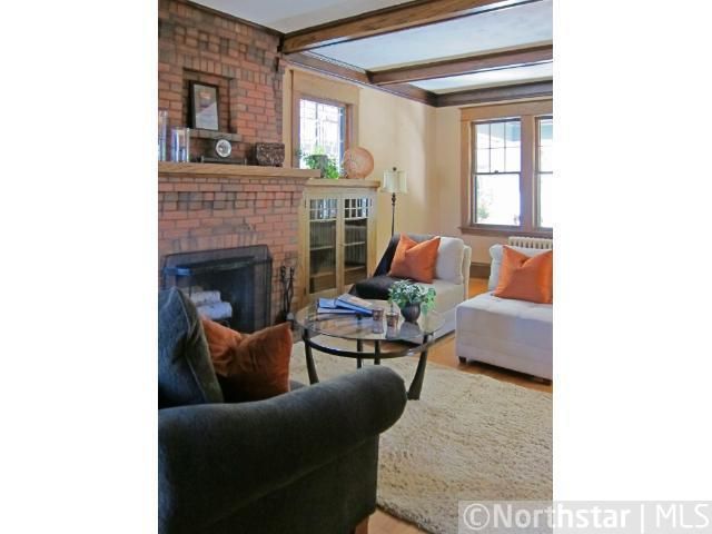 1065 Lincoln Ave, Saint Paul, MN 55105