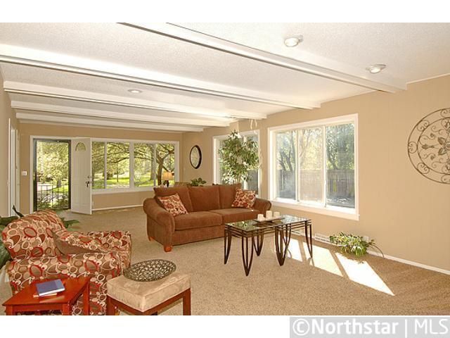 6312 Hillside Rd, Edina, MN 55436
