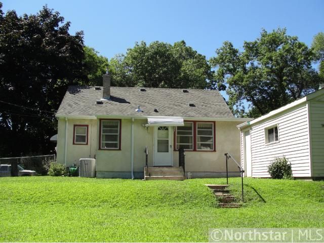 1222 Danforth St, Saint Paul, MN 55117