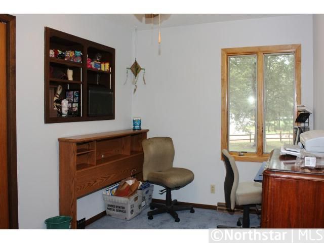 5371 Eagle Creek Blvd, Shakopee, MN 55379