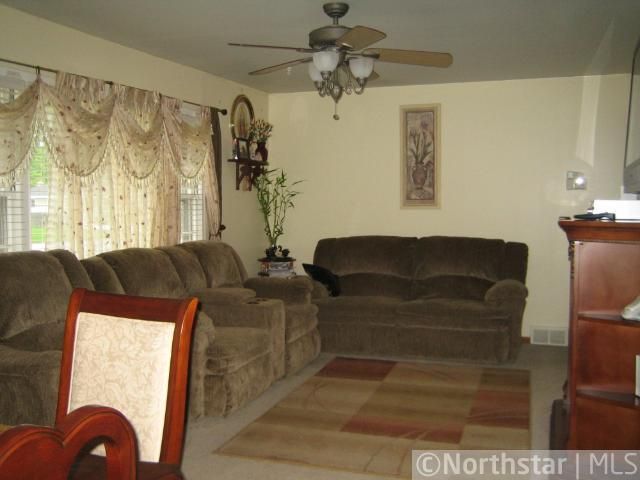 9037 13th Ave S, Bloomington, MN 55425