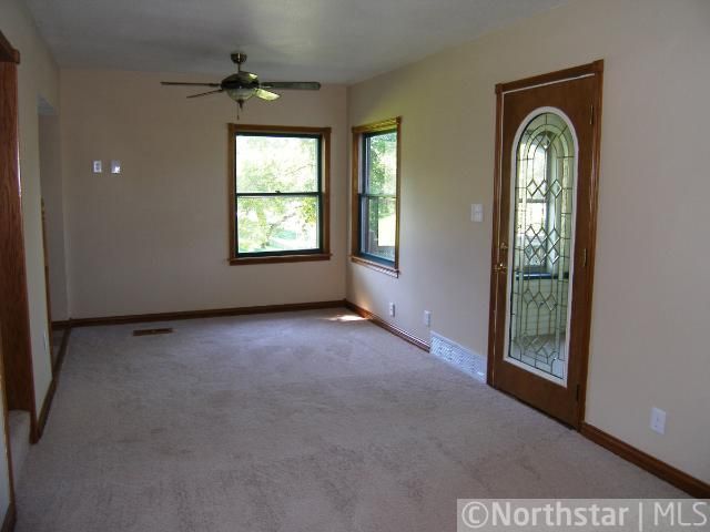 1720 Sylvan St, Maplewood, MN 55117