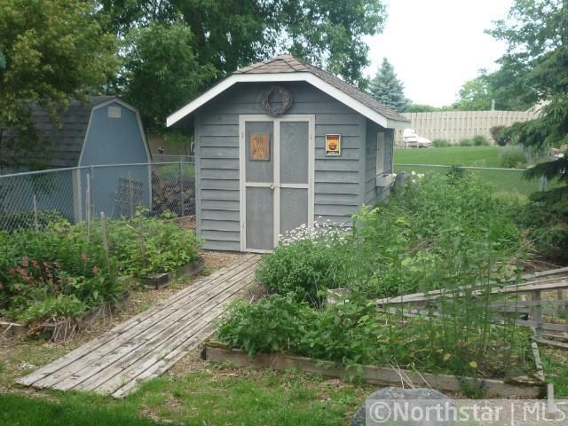 9440 71st Bay S, Cottage Grove, MN 55016