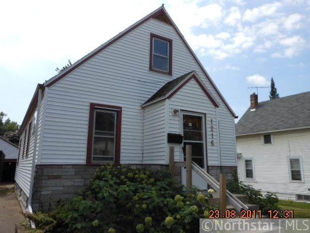 1216 3rd St E, Saint Paul, MN 55106