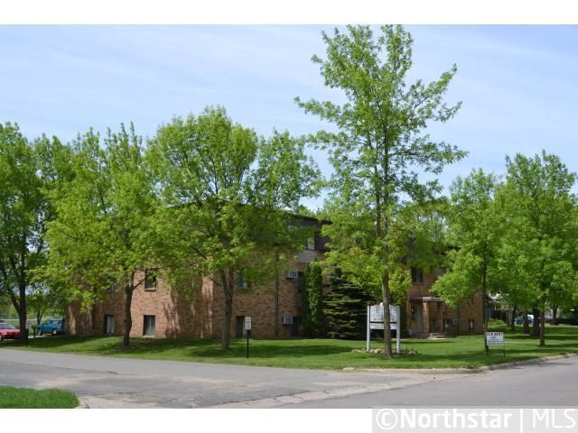 1119 N 1st Ave, Sauk Rapids, MN 56379