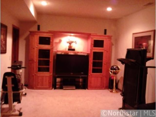649 Jefferson St, River Falls, WI 54022