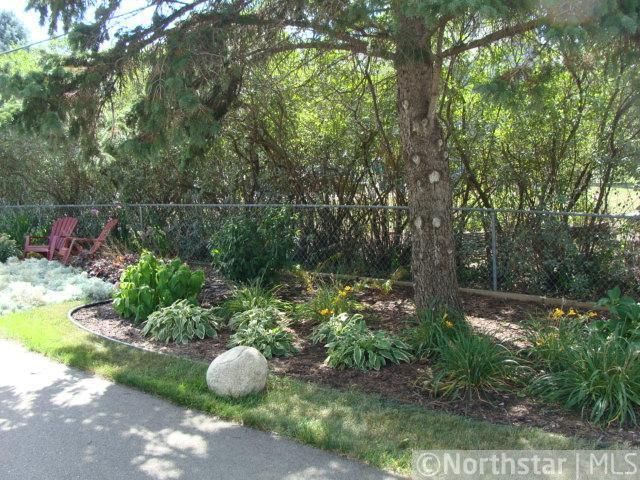 8801 Imperial Ave S, Cottage Grove, MN 55016