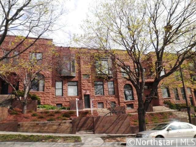 339 Ramsey St, Saint Paul, MN 55102