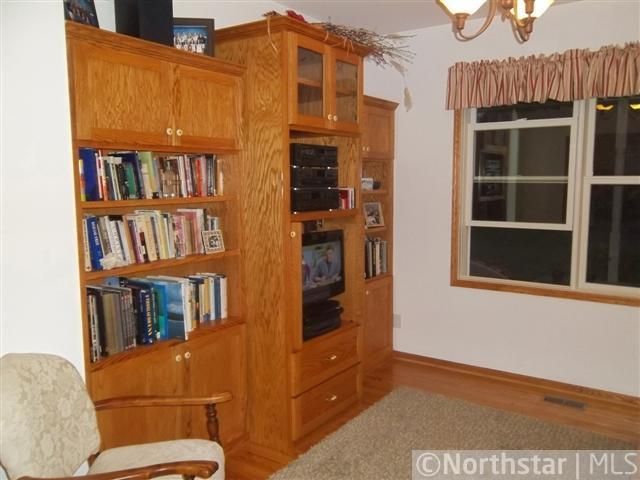 40520 Jackson Rd, Askov, MN 55704