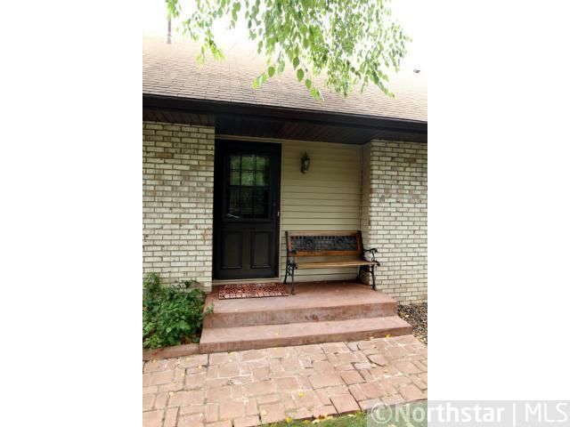 1737 Palisade Cir, Eagan, MN 55122