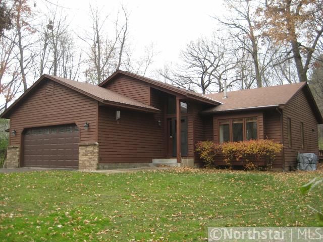 10748 Farrel Ct, Northfield, MN 55057