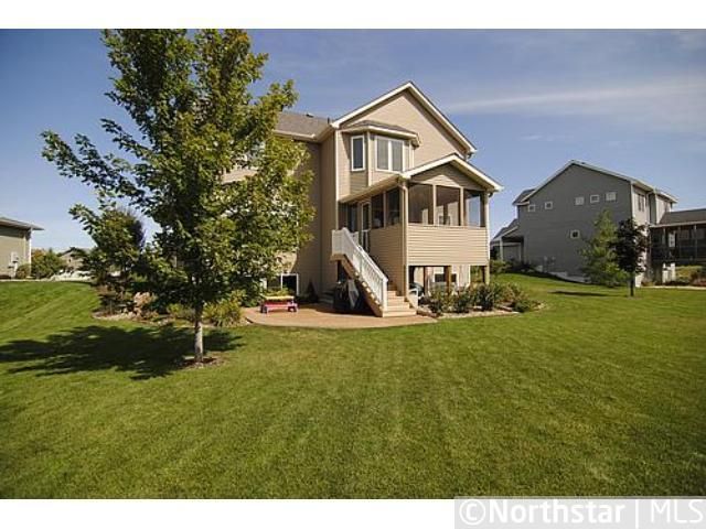 1004 Superior Dr, Northfield, MN 55057