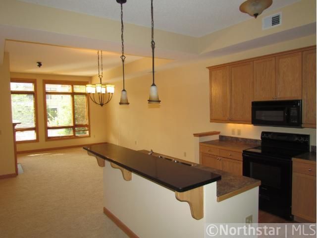 701 Linden St #103, West Saint Paul, MN 55118