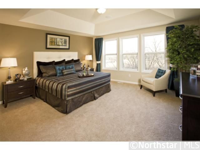 1483 Arden View Dr, Arden Hills, MN 55126