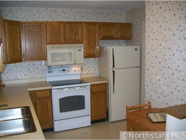 6615 Lake Shore Dr #715, Richfield, MN 55423