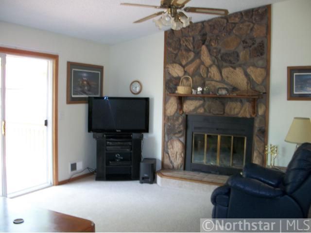 819 Elm Creek Cir, Champlin, MN 55316