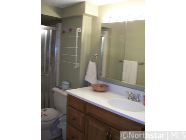 819 Elm Creek Cir, Champlin, MN 55316