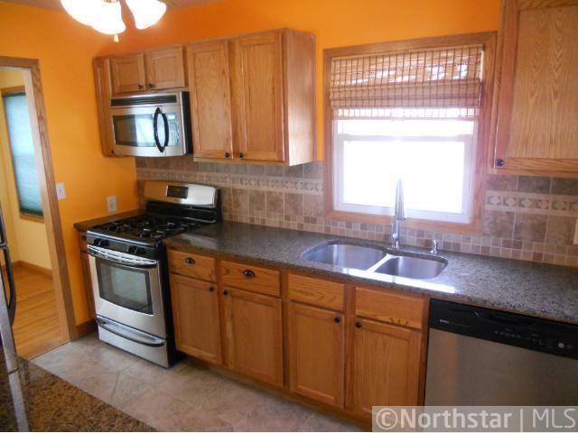 837 Idaho Ave W, Saint Paul, MN 55117