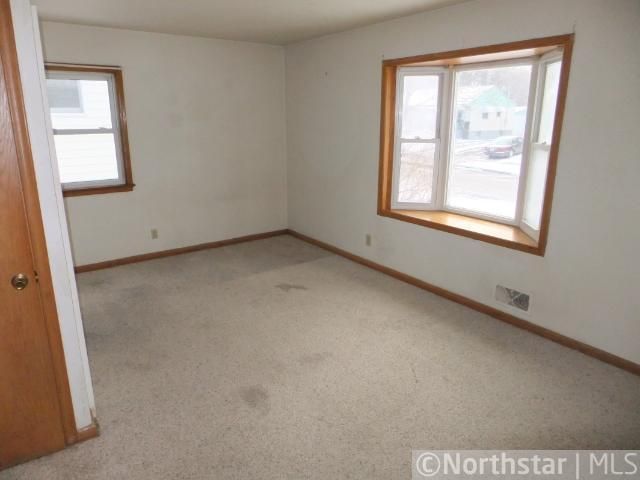 1719 Orange Ave E, Saint Paul, MN 55106