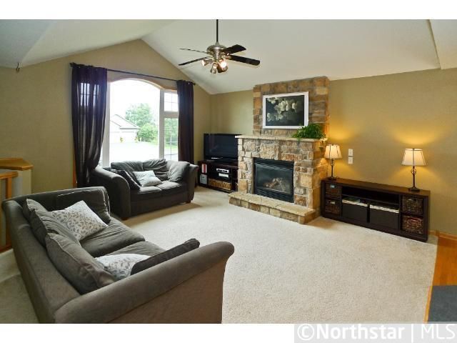 12756 Ferrara Ave N, Hugo, MN 55038