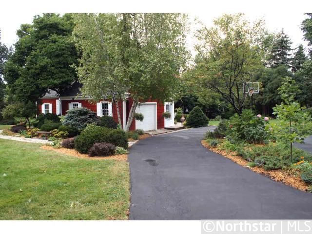 645 Ivy Falls Ave, Mendota Heights, MN 55118