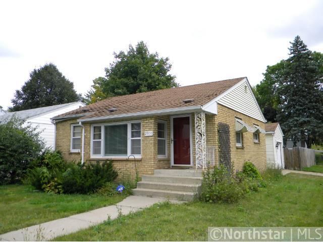 2900 Ewing Ave N, Robbinsdale, MN 55422