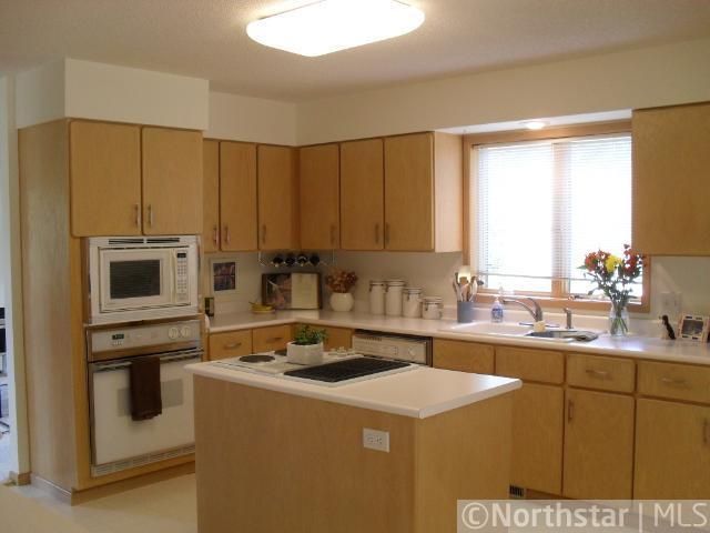 14935 43rd Pl N, Plymouth, MN 55446