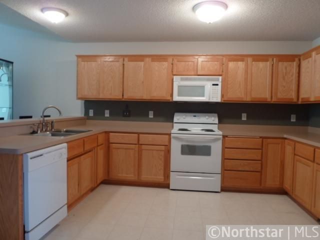 186 Pheasant Ridge Dr, Montrose, MN 55363