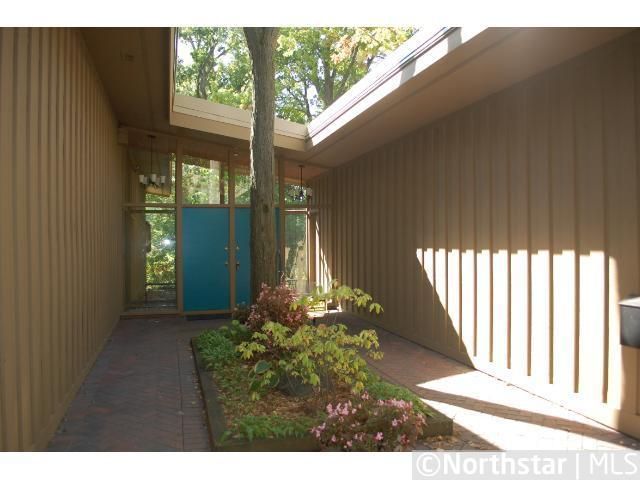 5325 Benton Ave, Edina, MN 55436