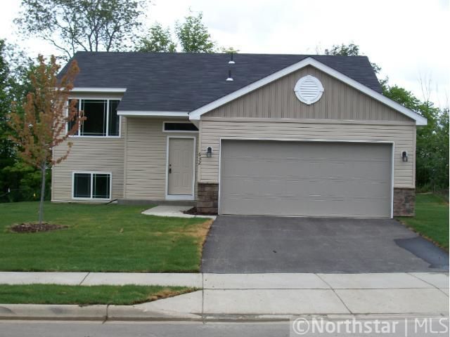 843 Aspen Ln, Montrose, MN 55363