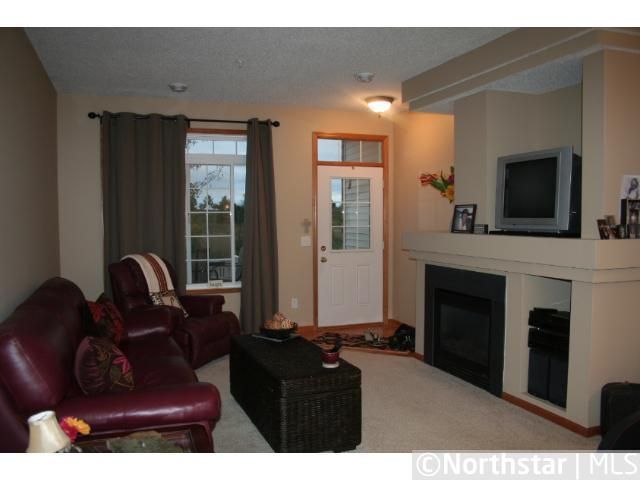 1652 139th St W, Rosemount, MN 55068