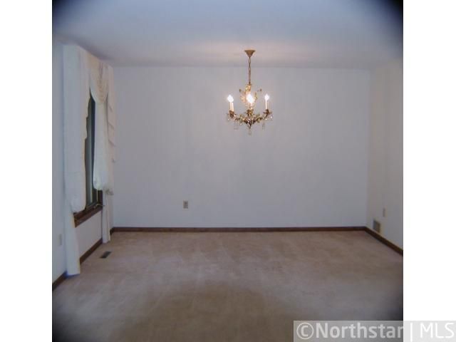 297 Yosemite Ave N, Golden Valley, MN 55422