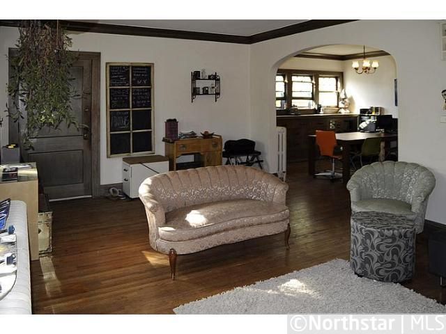 1577 Laurel Ave, Saint Paul, MN 55104