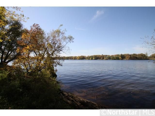 5605 NE River Rd, Sauk Rapids, MN 56379