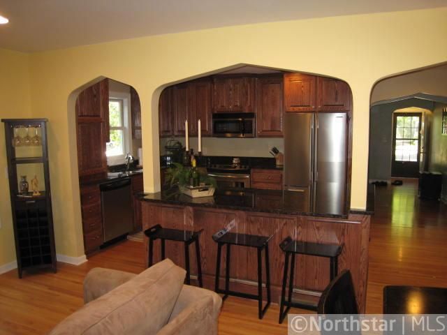 916 Nevada Ave W, Saint Paul, MN 55117