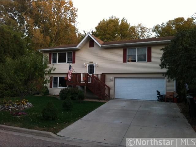 108 Mill Pond Dr, Jordan, MN 55352