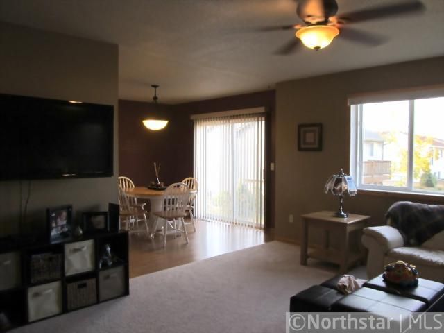 304 Shea St, Belle Plaine, MN 56011