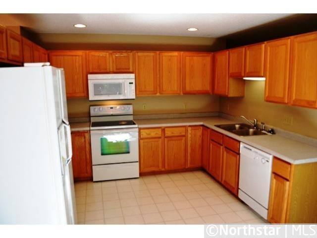 8637 Ridgewood Ln, Savage, MN 55378