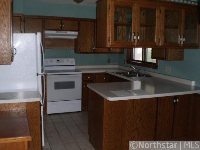 913 Brenda Lee Dr, Saint Cloud, MN 56303