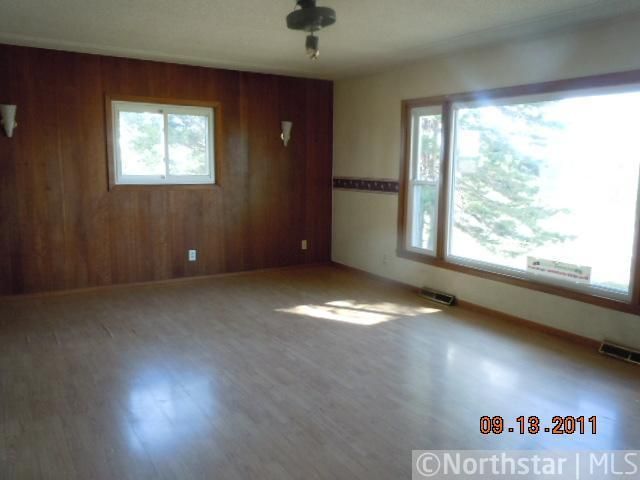 755 150th St W, Shakopee, MN 55379