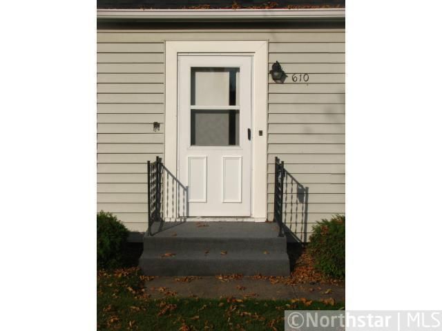 610 5th St SE, Little Falls, MN 56345