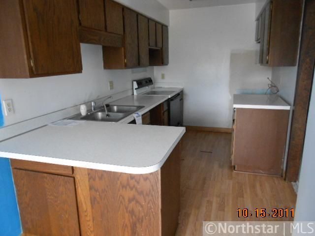 10487 Yorktown Ln N, Maple Grove, MN 55369