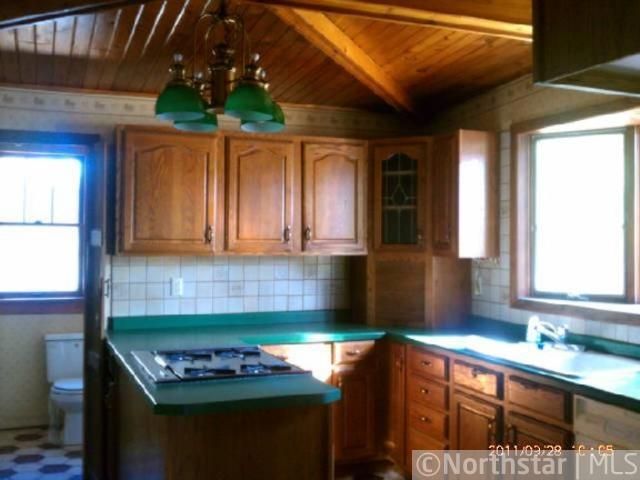 511 4th St, Green Isle, MN 55338