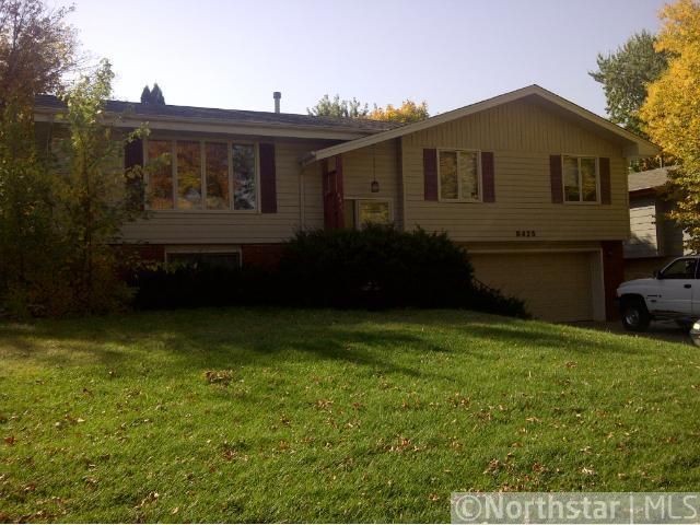 8425 29th Ave N, Crystal, MN 55427