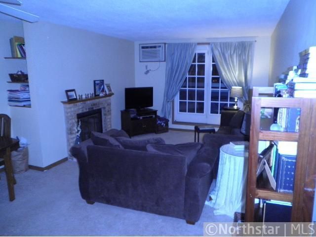 7624 157th St W, Apple Valley, MN 55124