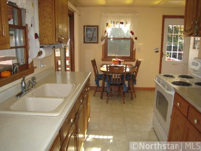 4120 Glacier Ln N, Plymouth, MN 55446