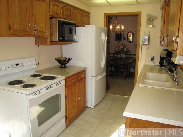 4120 Glacier Ln N, Plymouth, MN 55446