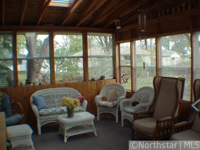 3912 Janet Ln, Brooklyn Center, MN 55429